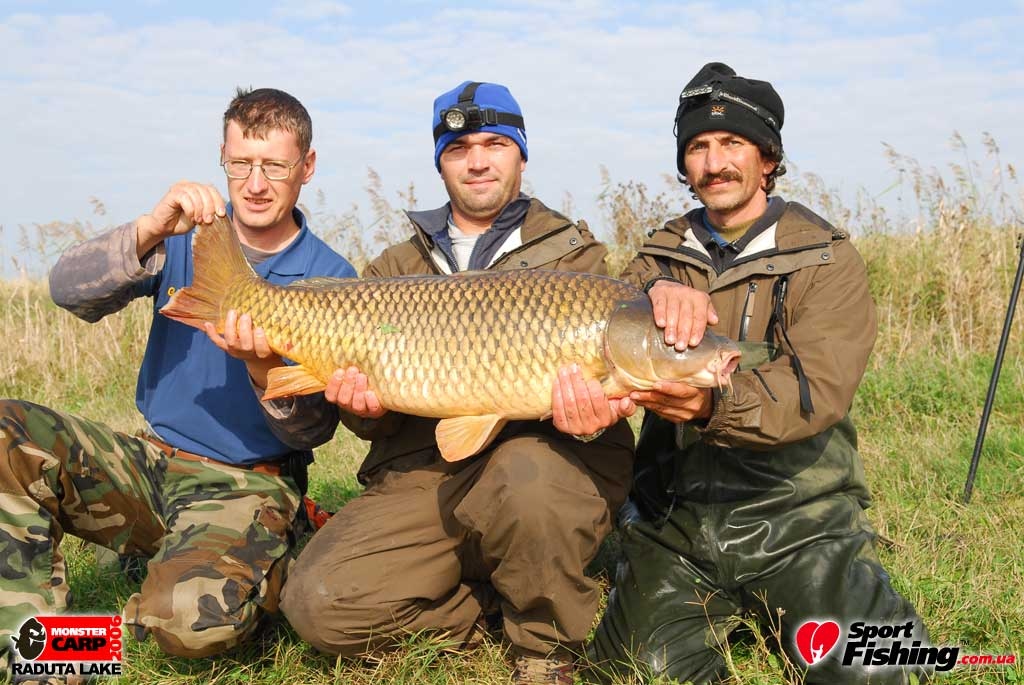 Monster-carp-2006-123